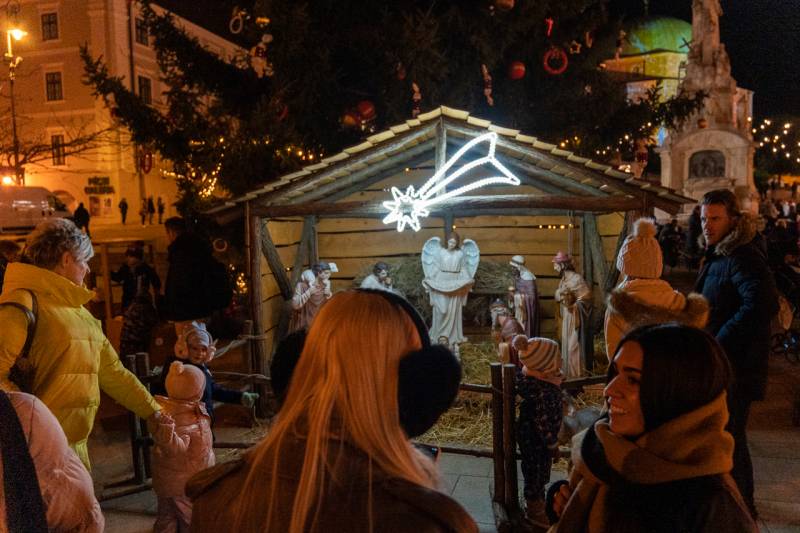 2025_11_28_varosi advent megnyito_10.jpg